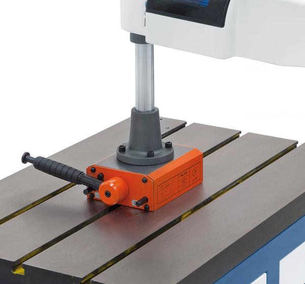 Bernardo TM 24 BLO / R 1200 Electr. threading machine